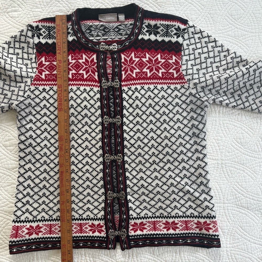 Alpine Scandinavia Cardigan with Pewter Clasps Small Croft & Barrow - Picture 5 of 7